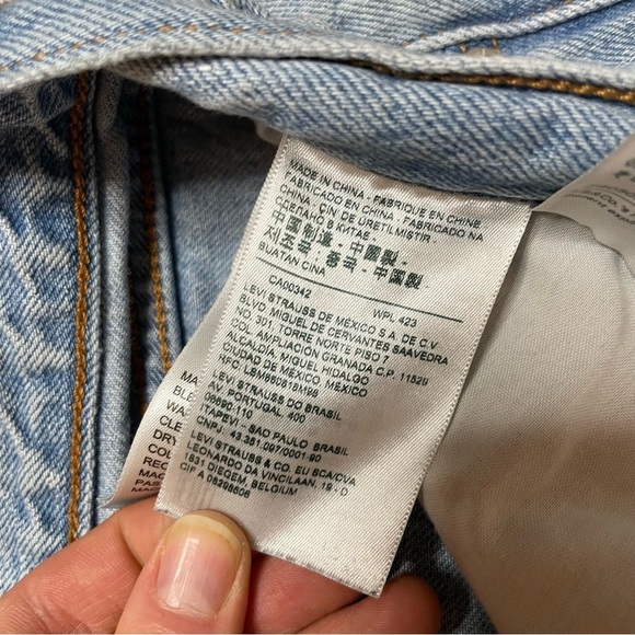 Levis Womens Jeans Size 31 Baggy Loose Taper Crop Light Wash Denim Big E - Picture 6 of 16